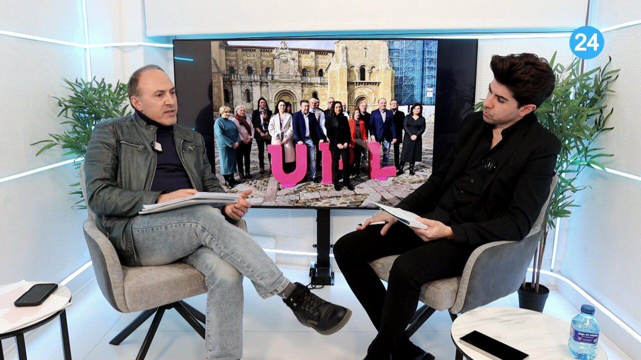 Luis Carballo durante una entrevista en Bierzo 24TV