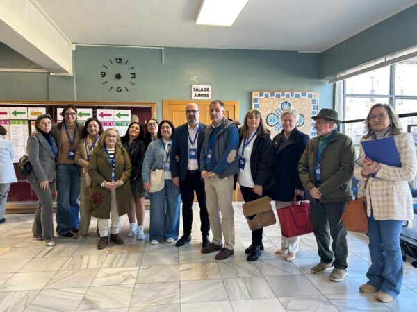 Grupo Municipal del Partido Popular en un colegio electoral durante elecciones