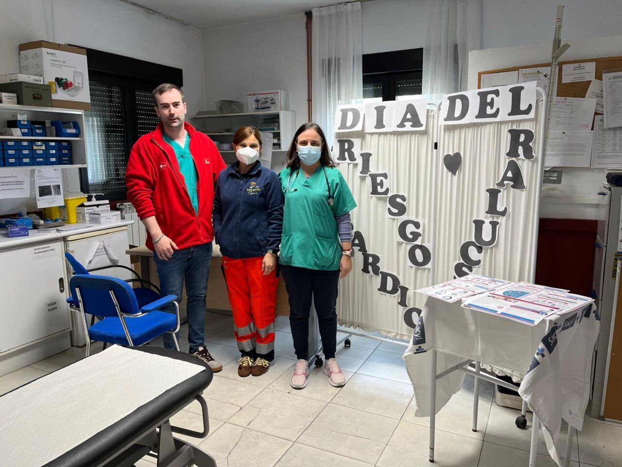 Profesionales de salud en un centro de atención primaria en León