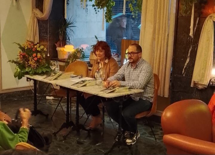María Luz Morán durante la presentación de su libro en Ponferrada