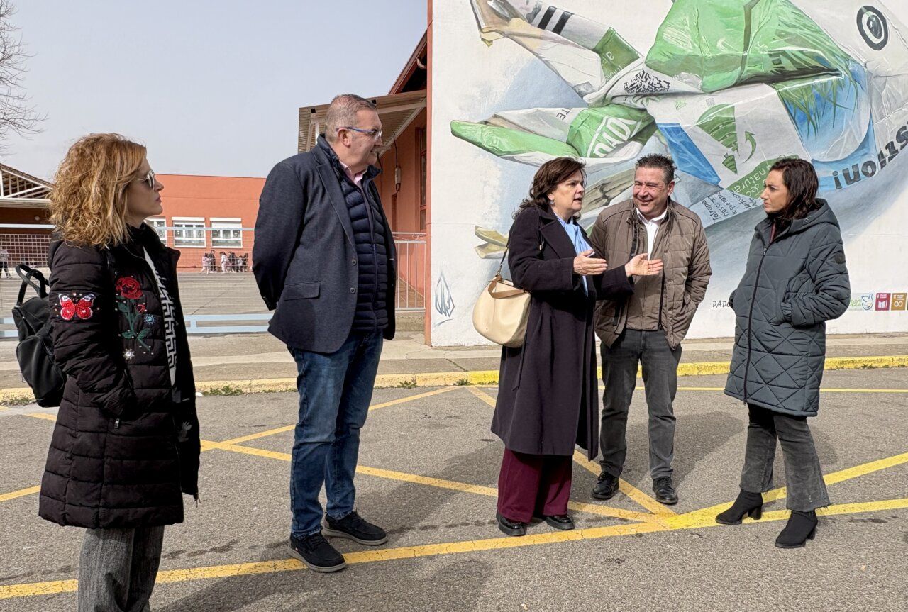 Reunión de representantes de UPL en el colegio de Cembranos