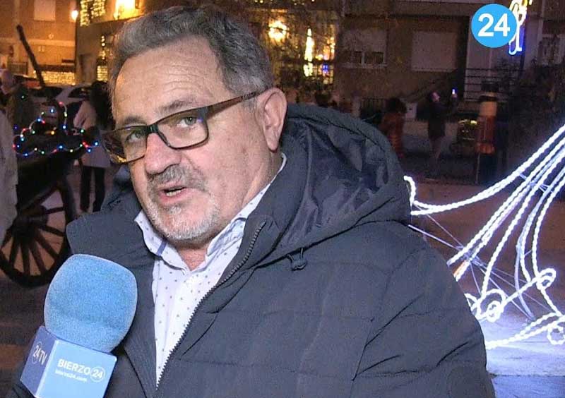 Carlos Fernández hablando sobre el Parque del Plantío en Ponferrada