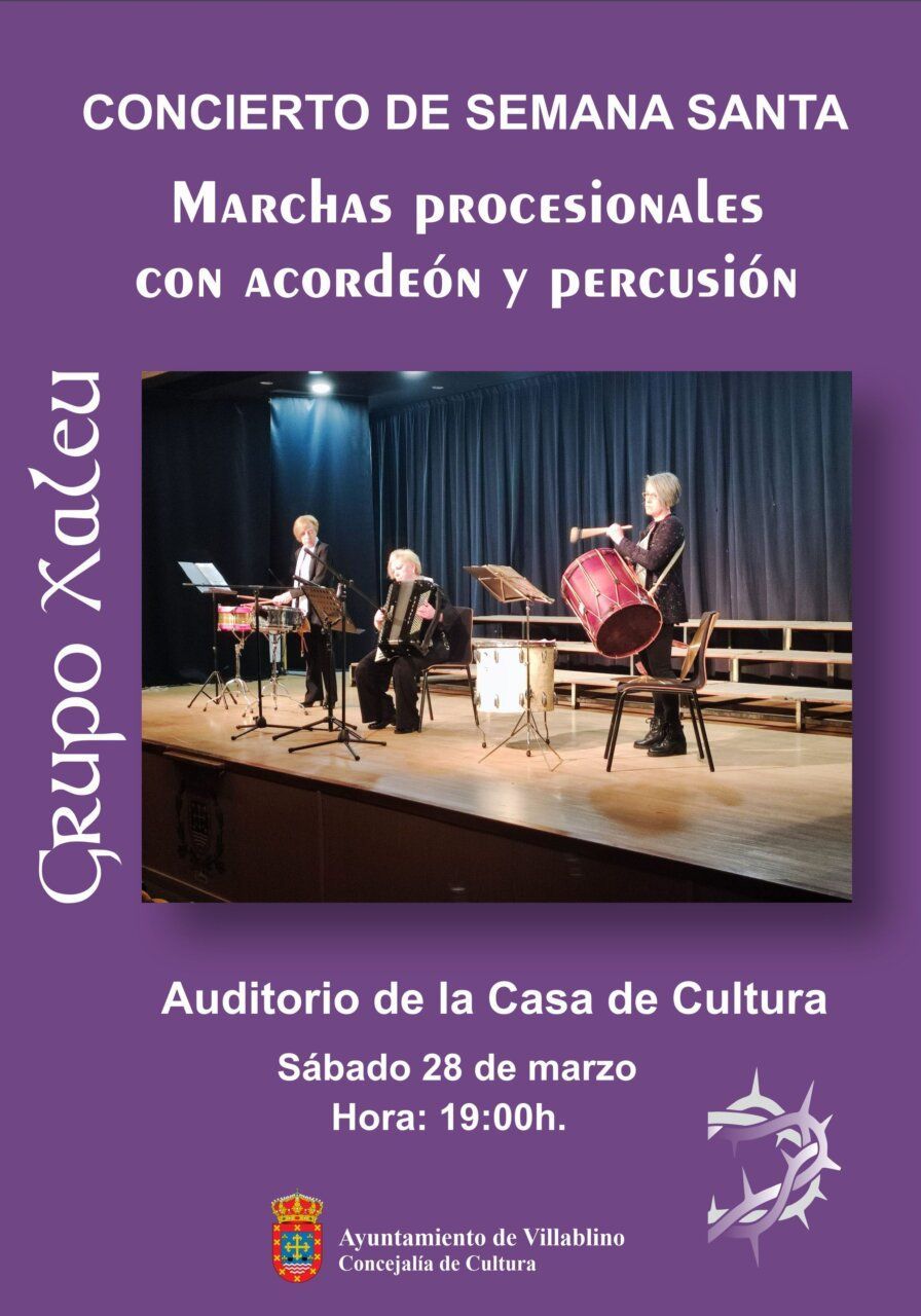 Grupo Xaleu tocando marchas procesionales en un concierto de Semana Santa