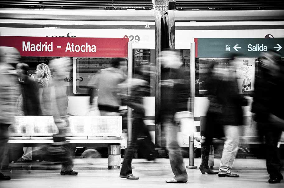 Estación de Atocha en Madrid durante un minuto de silencio