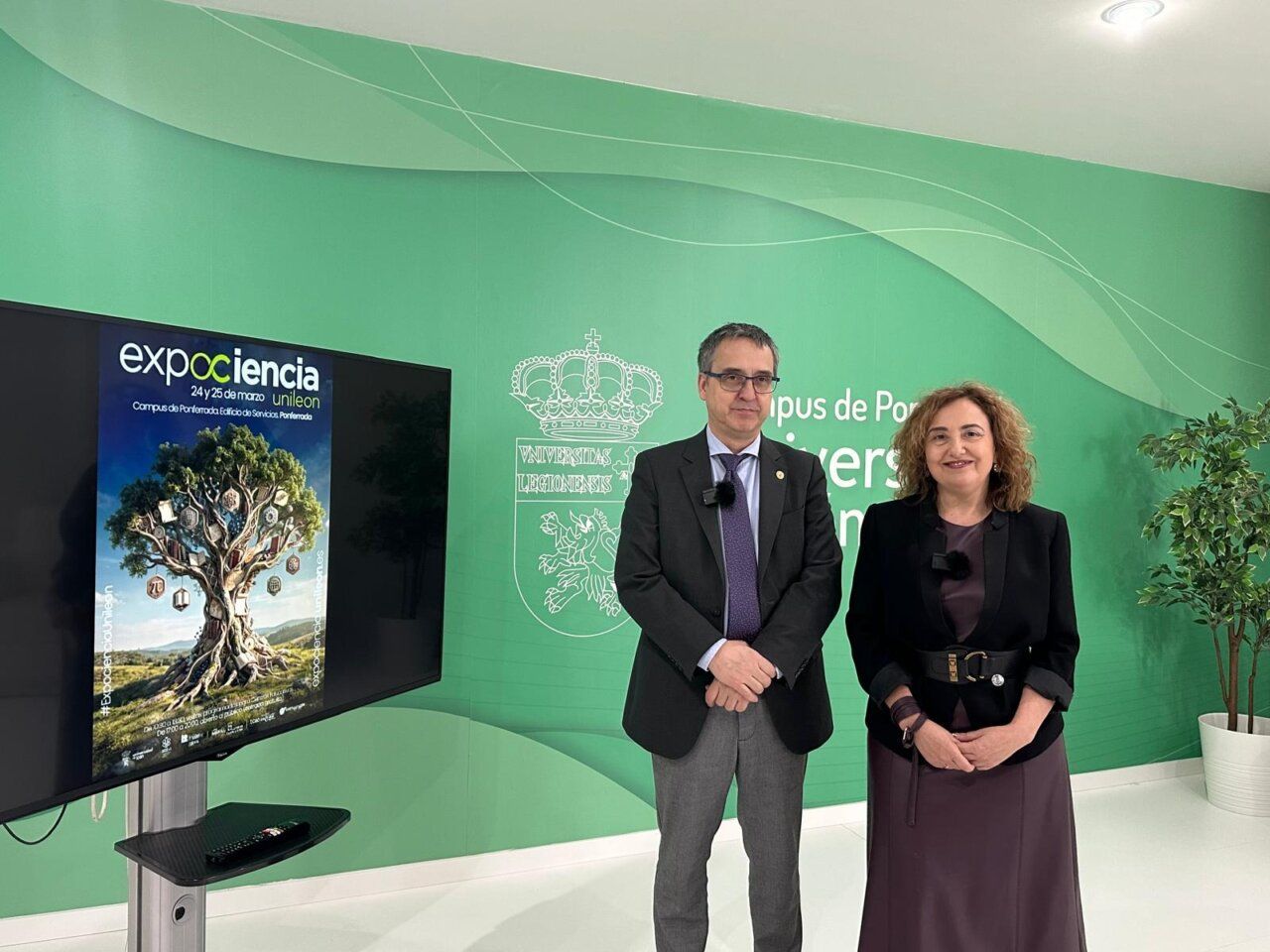Presentación del evento Expociencia en el Campus de Ponferrada