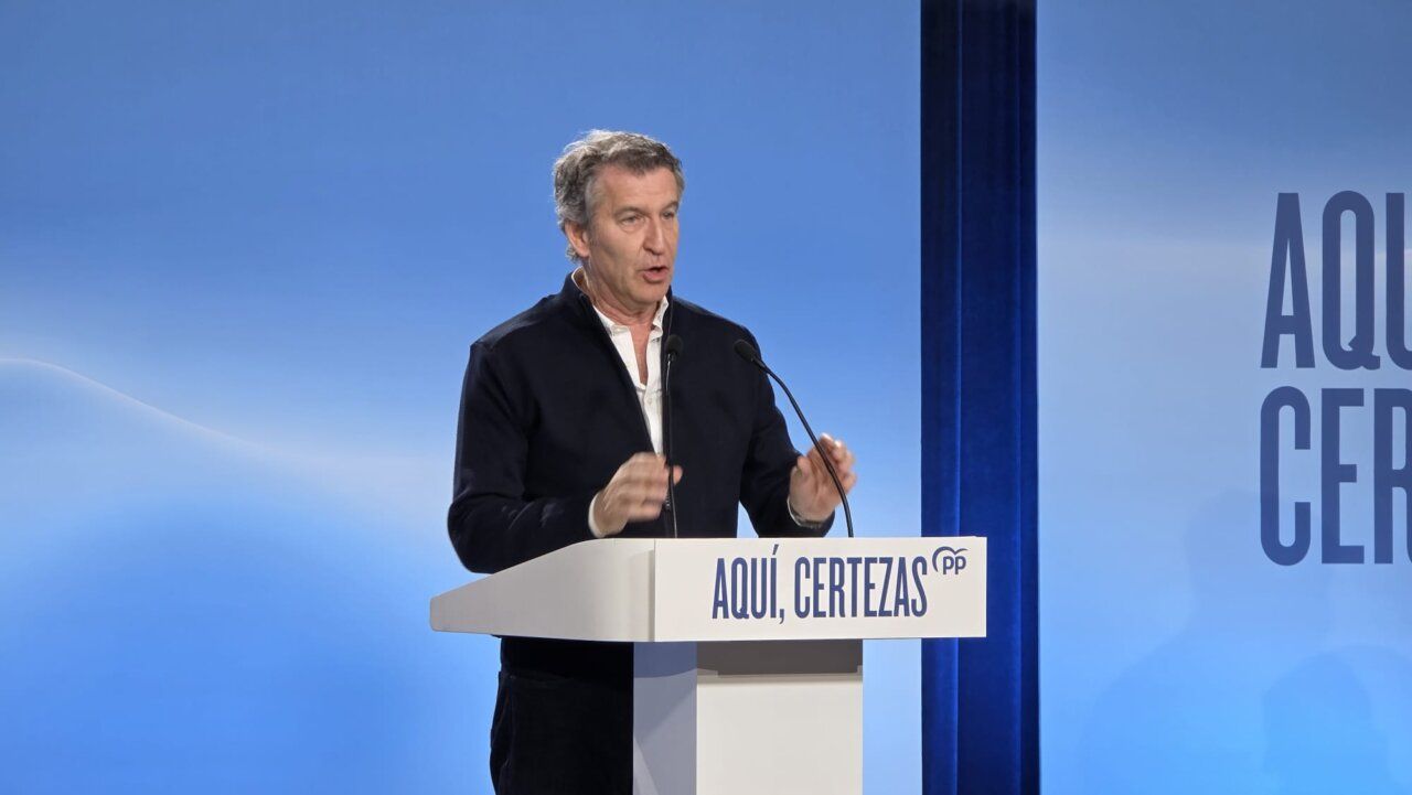 Alberto Núñez Feijóo hablando en un acto en Ponferrada