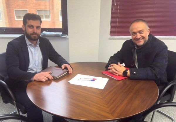 Reunión entre el presidente de la Diputación de León y el alcalde de Noceda del Bierzo