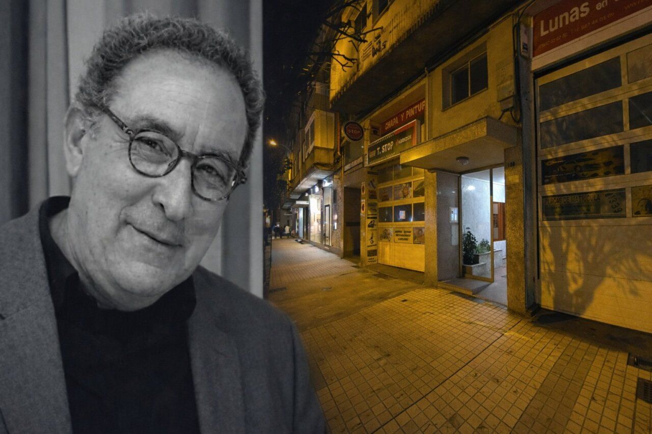 Fotografía de Rogelio Ordóñez en su vivienda en Ponferrada