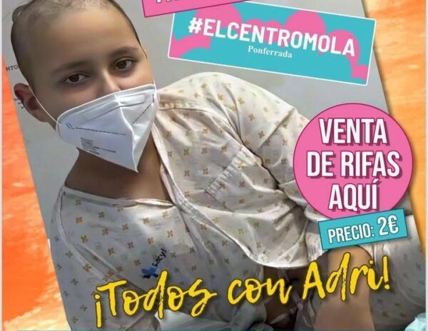 Niño con mascarilla en campaña solidaria para su rehabilitación