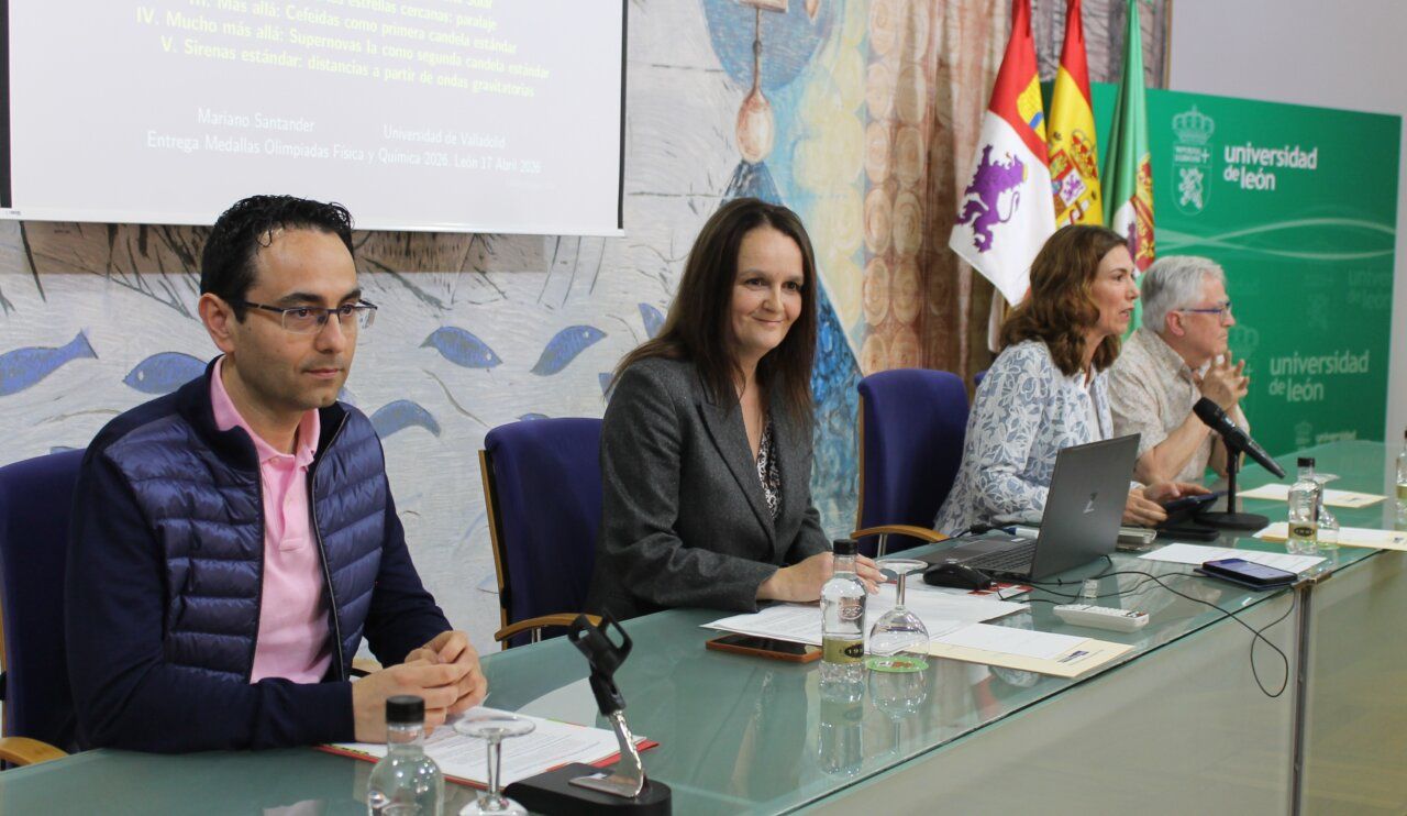 Acto de entrega de diplomas de las Olimpiadas de Física y Química en la Universidad de León