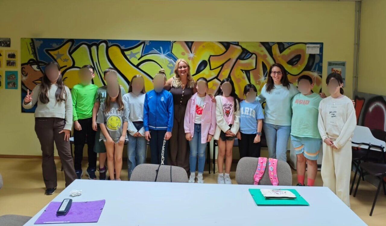 Grupo de jóvenes en la asamblea del Consejo de la Infancia en Ponferrada