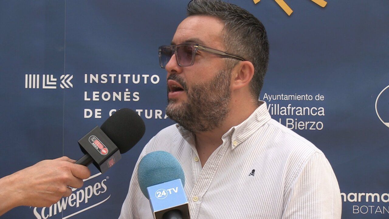 Juanjo del Val hablando sobre el festival Musicamino en Ponferrada