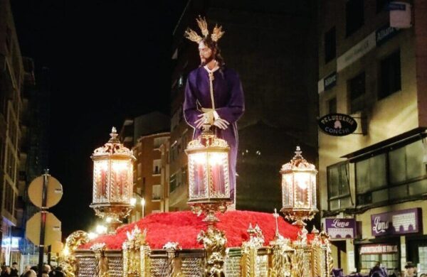Procesión de Jesús del Amor más Grande en San Ignacio