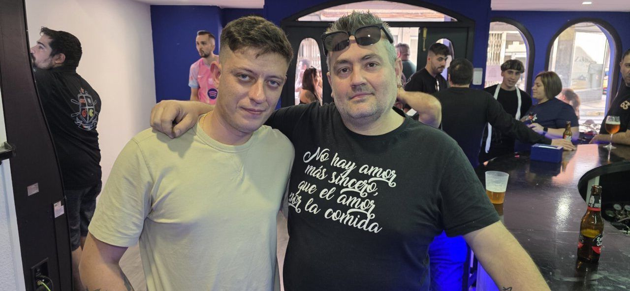 Víctor y Javi, campeones del Open Ciudad de Ponferrada en el Bar Sueños