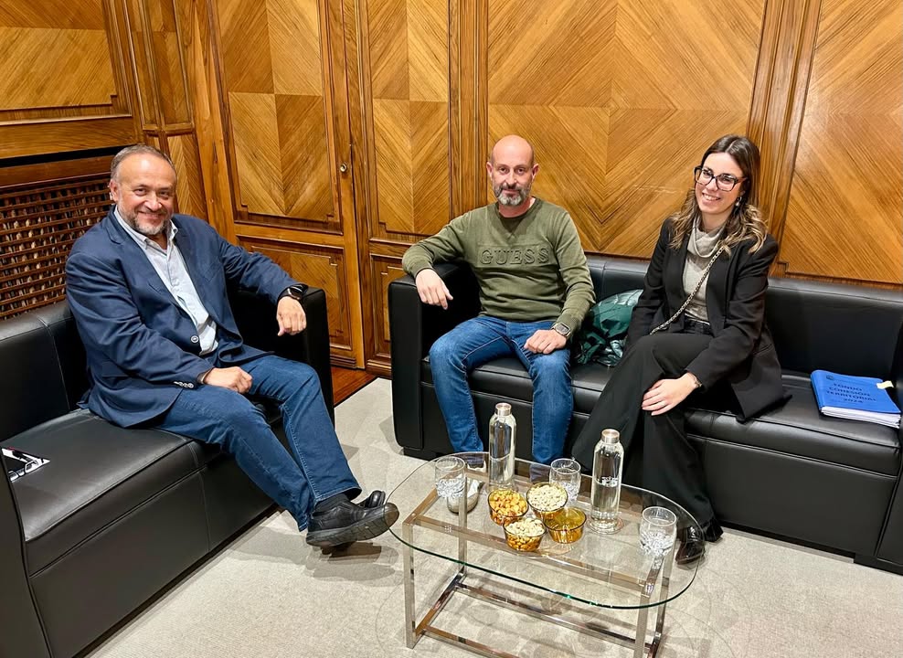 Reunión entre el nuevo alcalde de Gradefes y el presidente de la Diputación de León