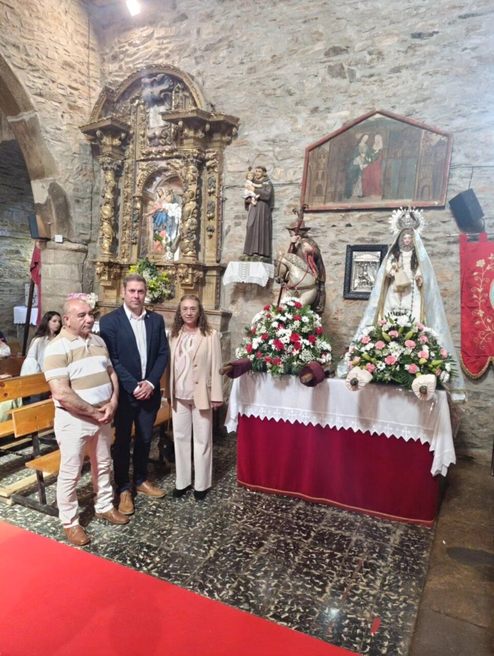 Celebración del día grande de las fiestas en Rimor en honor a San Jorge