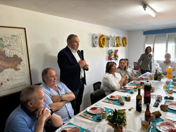 Roberto Aller hablando en el Festival del Botillo en La Granja de San Vicente