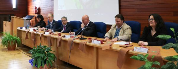 Ceremonia de graduación de ingenieros agrarios en la Universidad de León