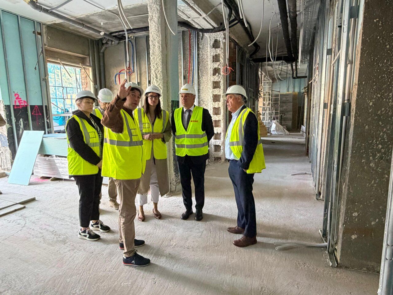 Nicanor Sen y equipo en el Centro Integral de Innovación en Ponferrada