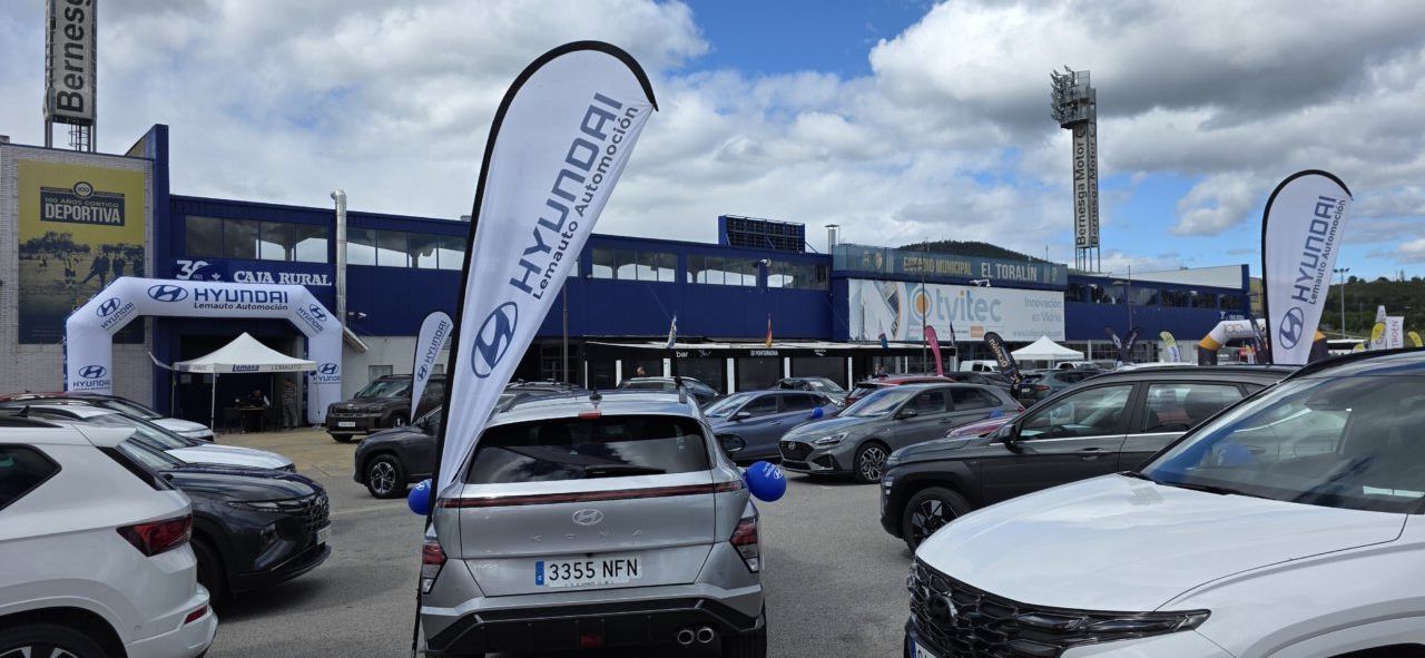 Rubén Arteaga presenta novedades de Hyundai en feria Expocasión en Ponferrada