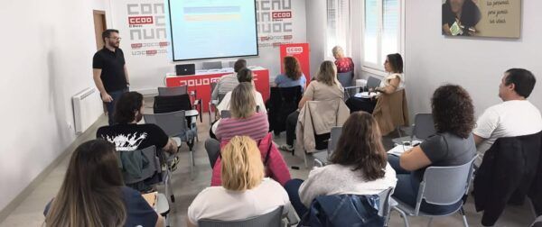 Delegados de CCOO en un curso de prevención de riesgos laborales en Ponferrada