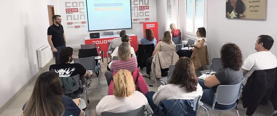 Delegados de CCOO en un curso de prevención de riesgos laborales en Ponferrada