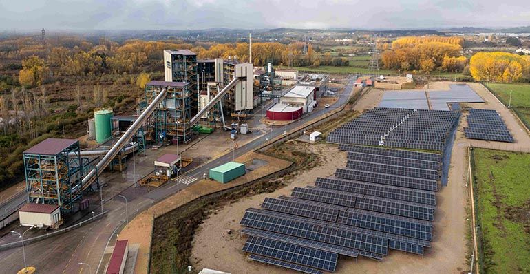 Vista aérea de la infraestructura de microrredes energéticas en Cubillos del Sil