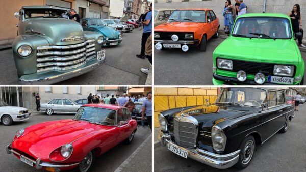 Concentración de coches clásicos en Cuatrovientos con varios modelos históricos.
