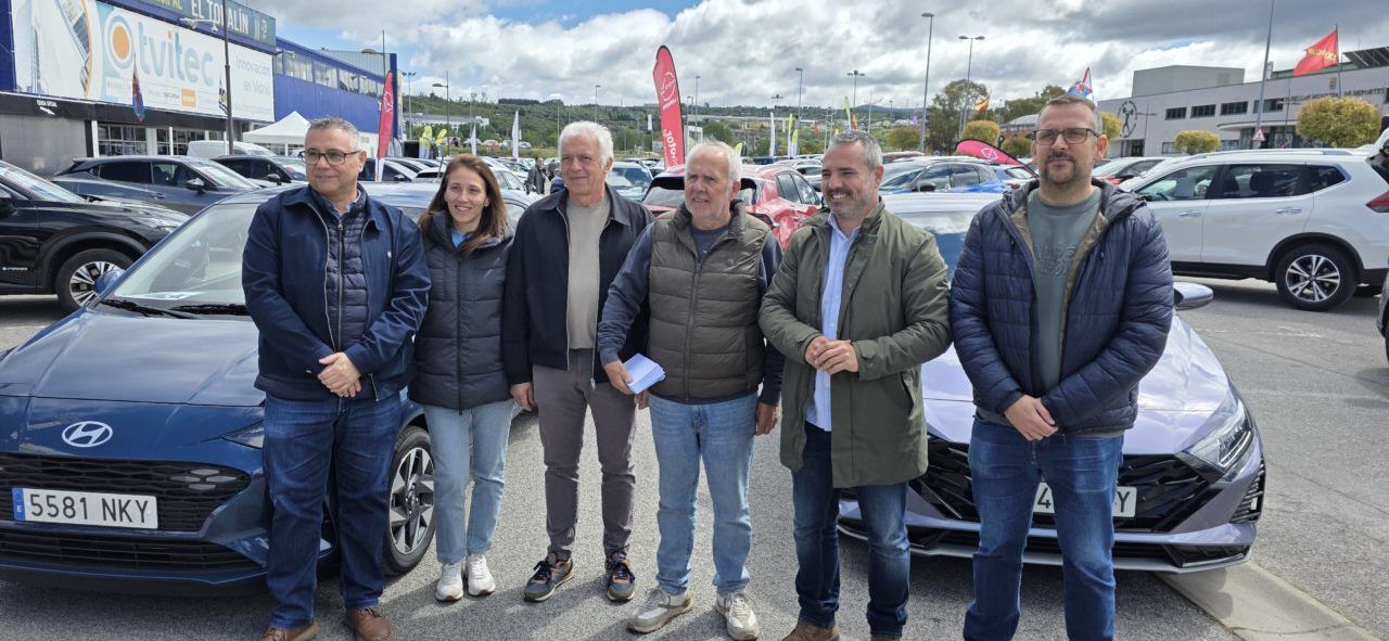 Presentación de la feria Expocasión en Ponferrada con varios participantes