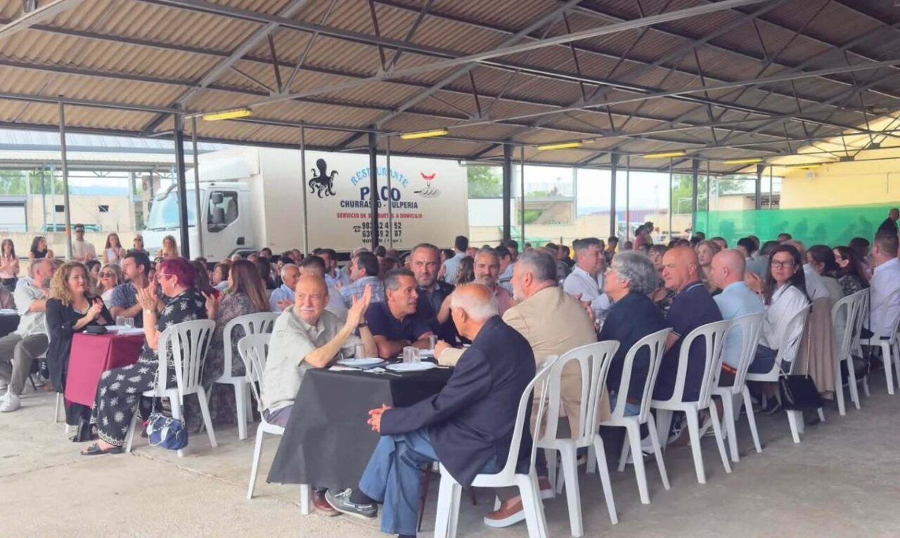 Asistentes a la entrega de premios de la Fiesta del Deporte Berciano en Camponaraya.