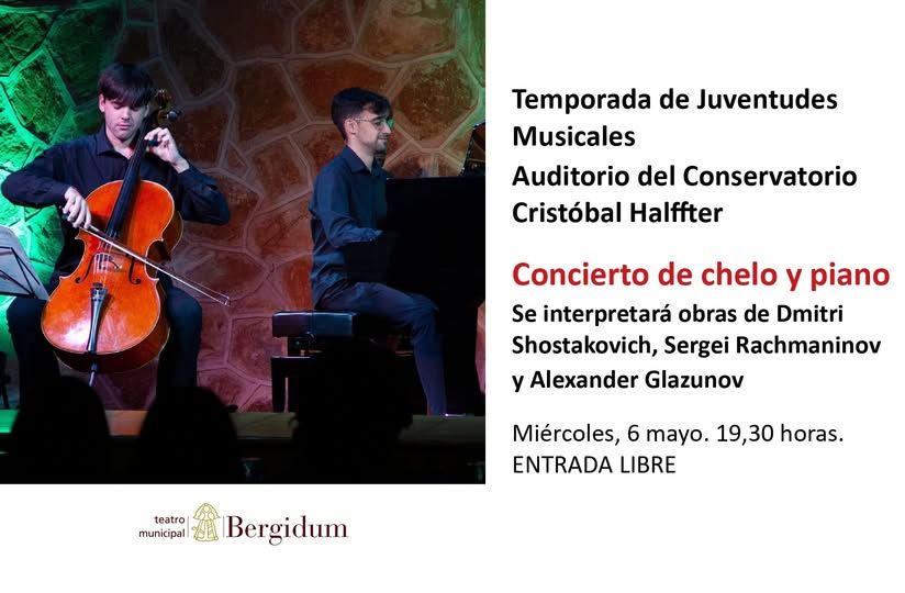 Músicos tocando chelo y piano en un recital en Ponferrada
