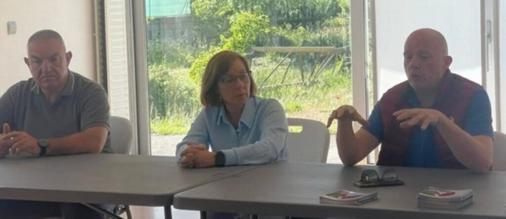 Presentación del Banco de Tierras en Villaverde de los Cestos con asistentes