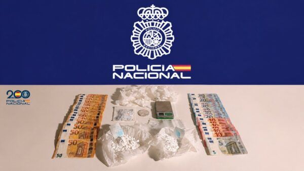 Intervención policial con dinero y drogas en León