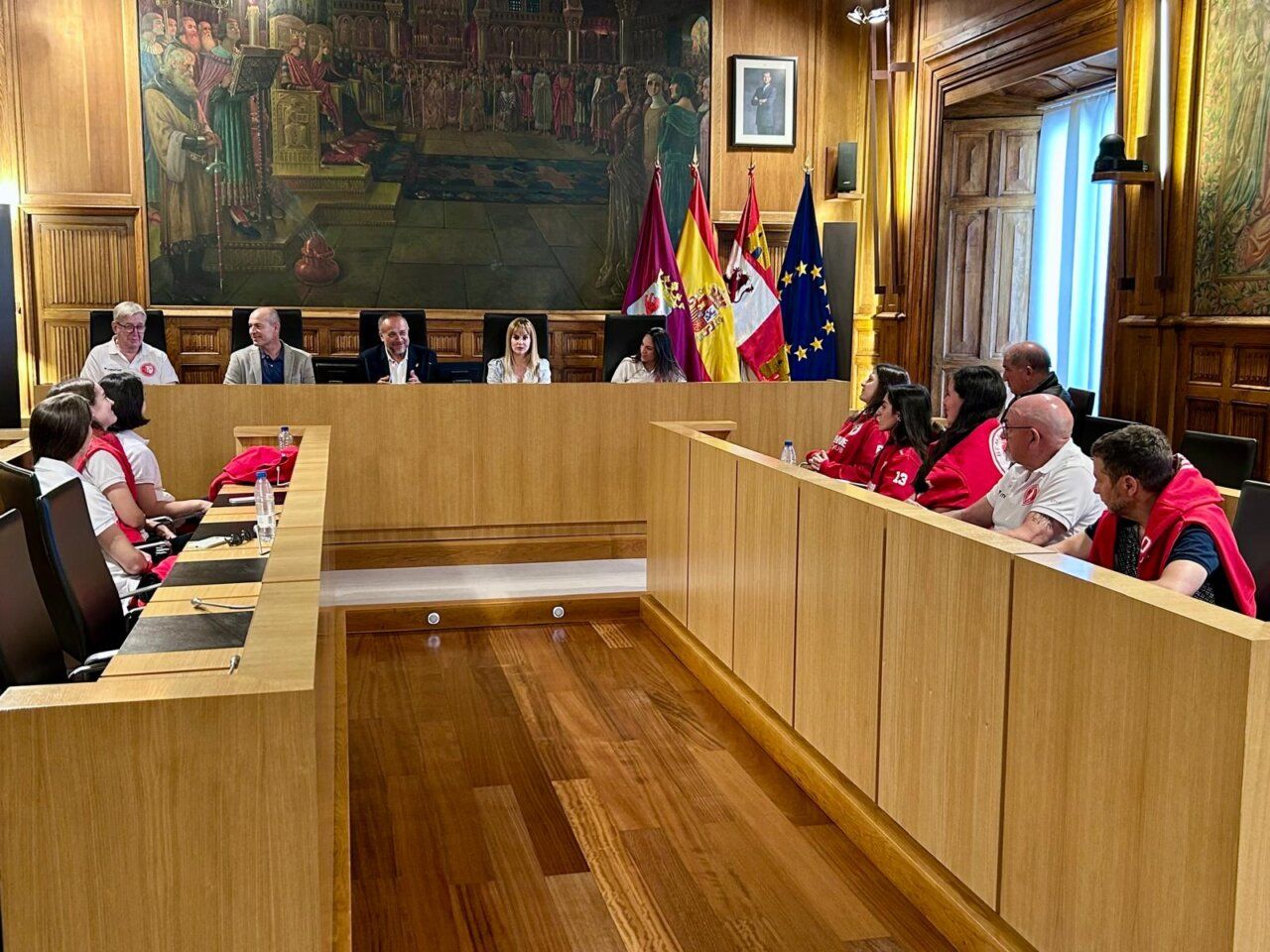 Reunión en la Diputación de León con el Bembibre H.C. tras su clasificación