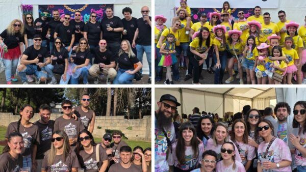 Grupo de personas disfrutando en el Tardeo 4V en Ponferrada