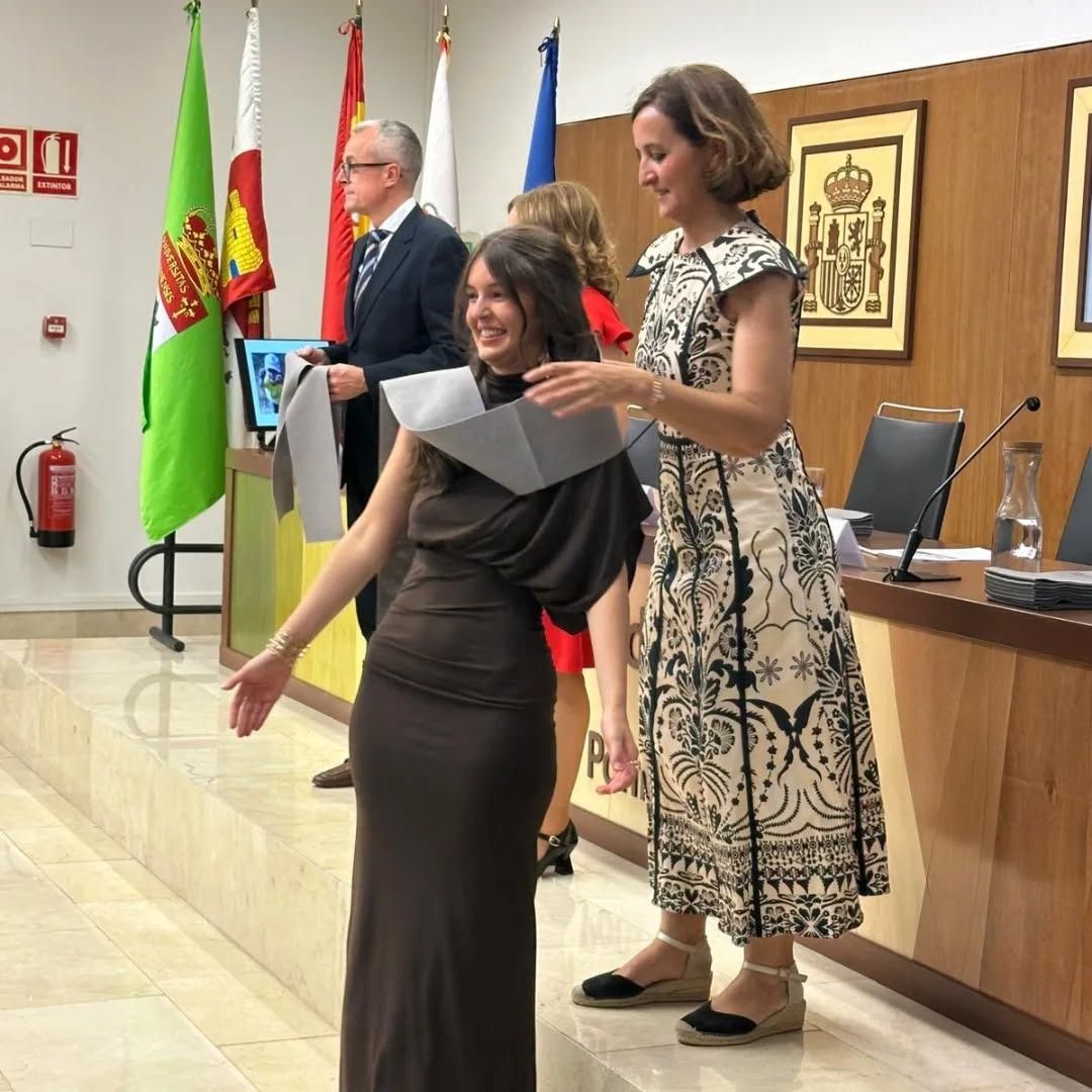 Ceremonia de graduación en el Campus de Ponferrada con estudiantes de enfermería