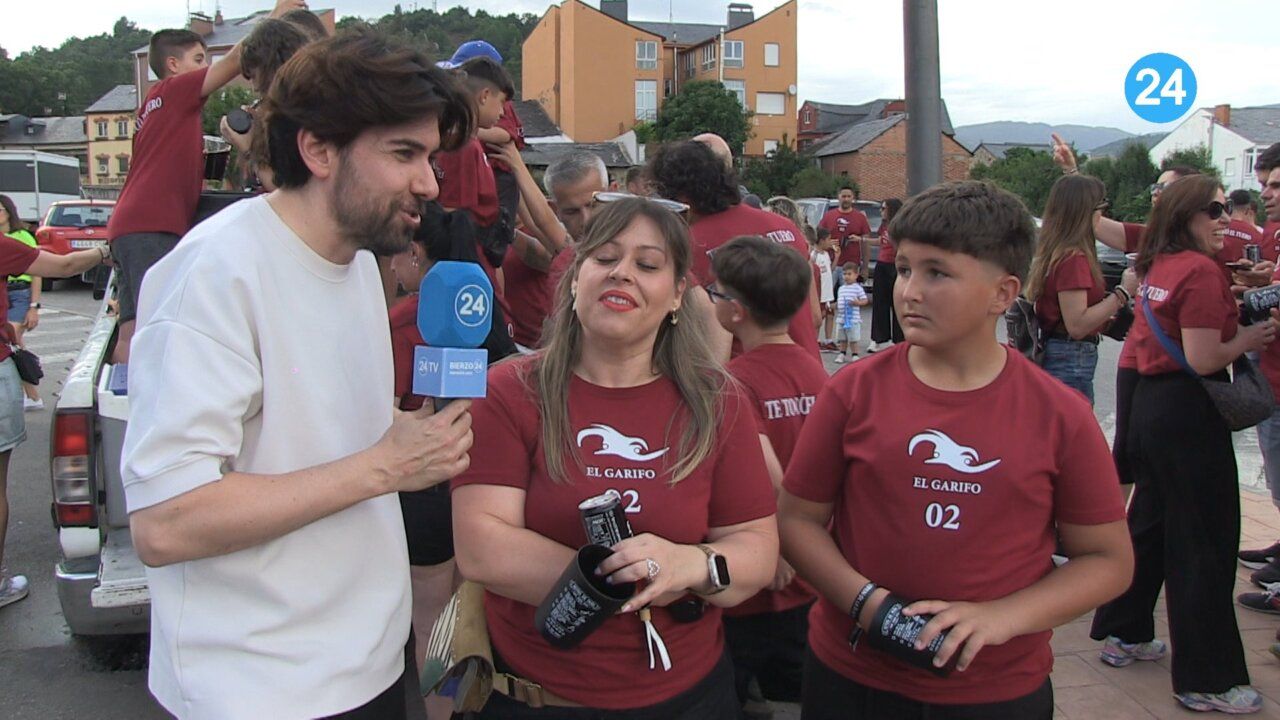 Concentración de peñas en Toreno con participantes y entrevistas