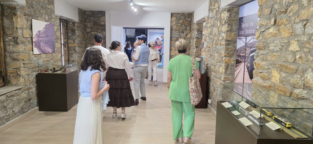 Inauguración de la nueva Aula de Interpretación del Ferrocarril en Toral de los Vados