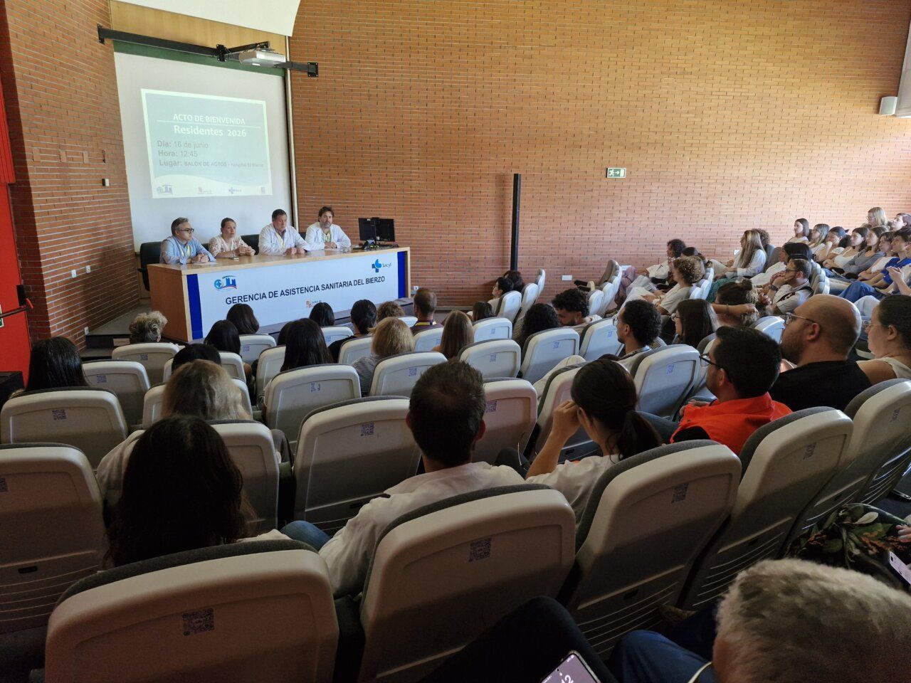 Acto de bienvenida para los nuevos residentes de 2026 en el Bierzo