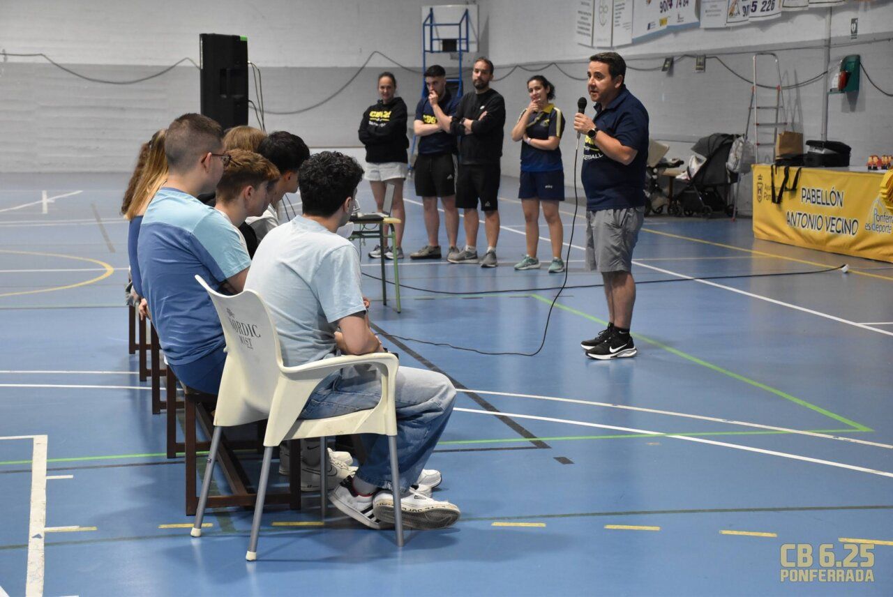 Evento de despedida de temporada con homenaje a la generación de 2008