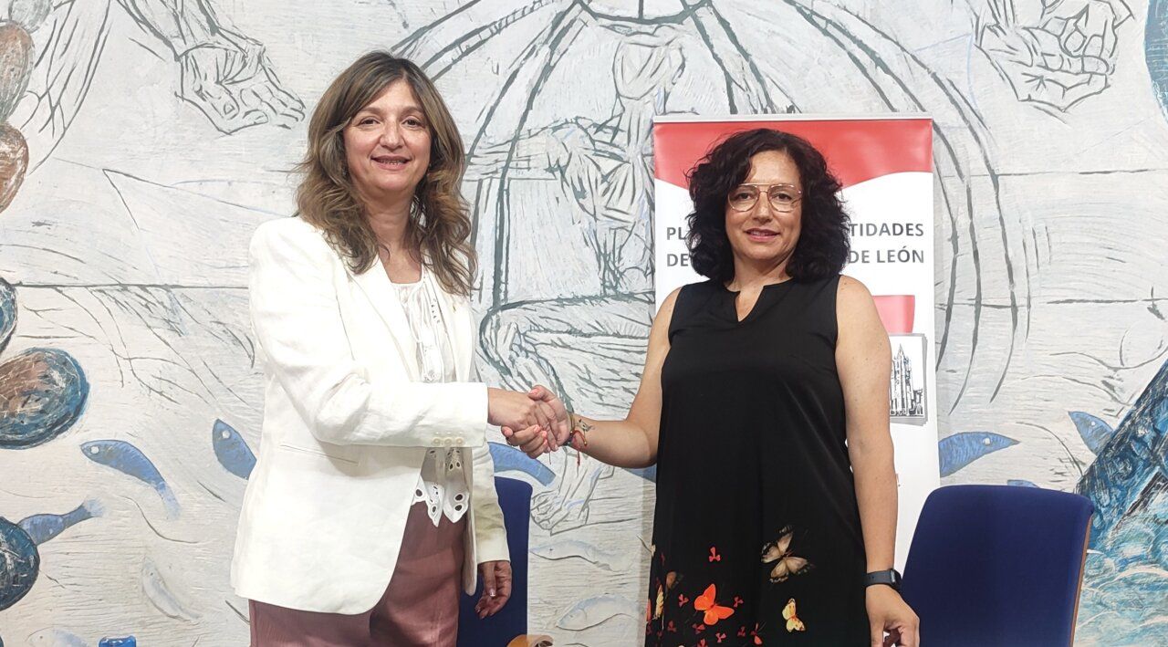 Firma de convenio entre la Universidad de León y la Plataforma de Entidades de Voluntariado