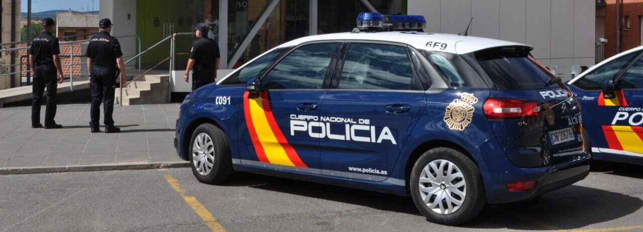 Policía Nacional en Astorga tras un atropello con un herido