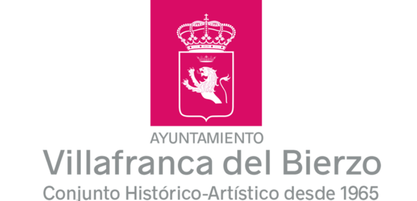 Escudo de Villafranca con fondo rosa y corona