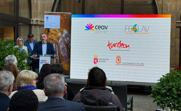 Evento de promoción turística en León con profesionales del sector