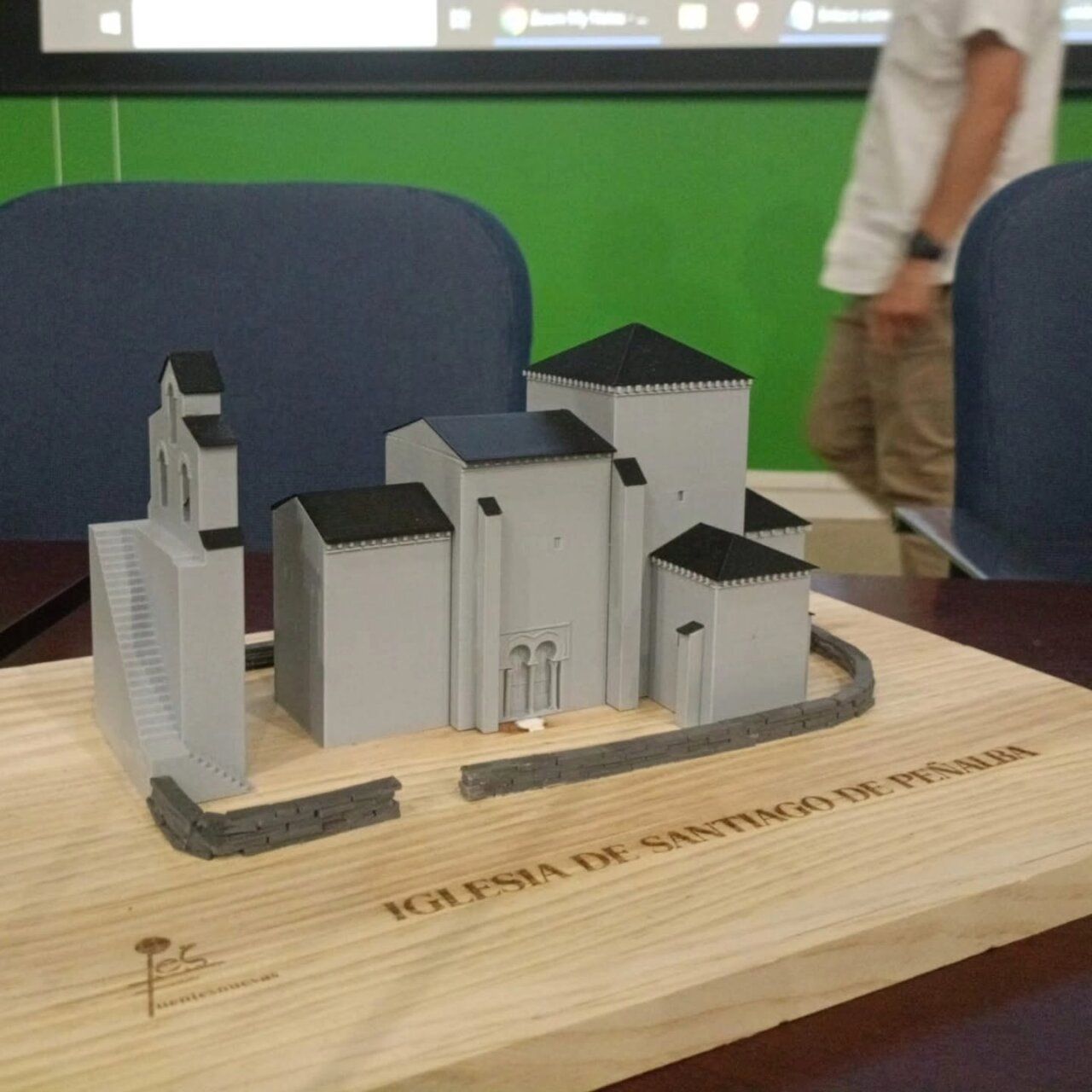 Modelo arquitectónico de la Iglesia de Santiago de Peñalba en Ponferrada