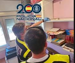 Los Tedax retiran un cartucho de dinamita hallado en una vivienda de Ponferrada