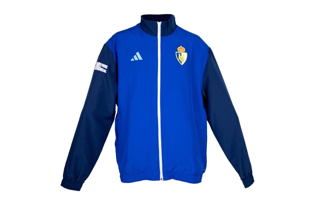 Sudadera de la SD Ponferradina en oferta en la tienda oficial.