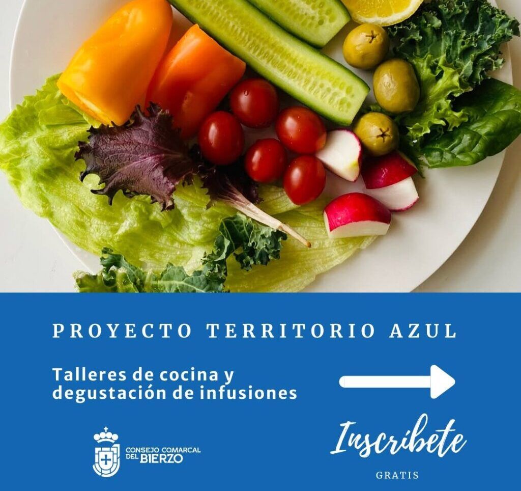 Plato con verduras frescas y limones para taller de cocina