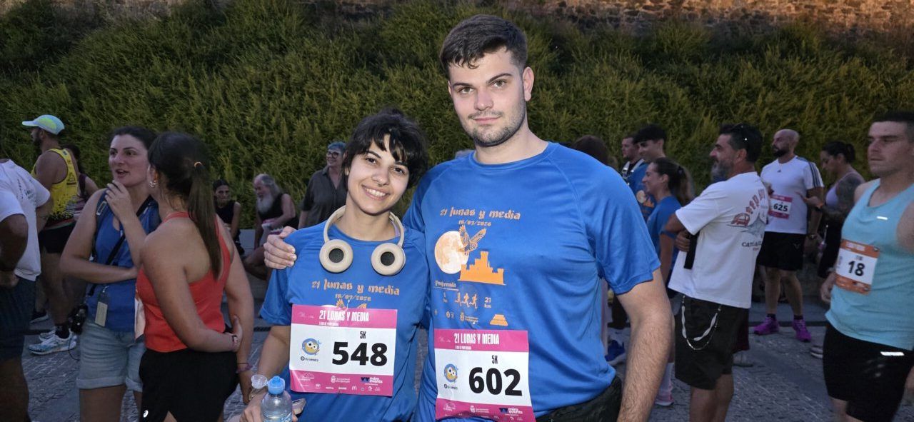 Participantes de la carrera nocturna 21 Lunas y Media en Ponferrada