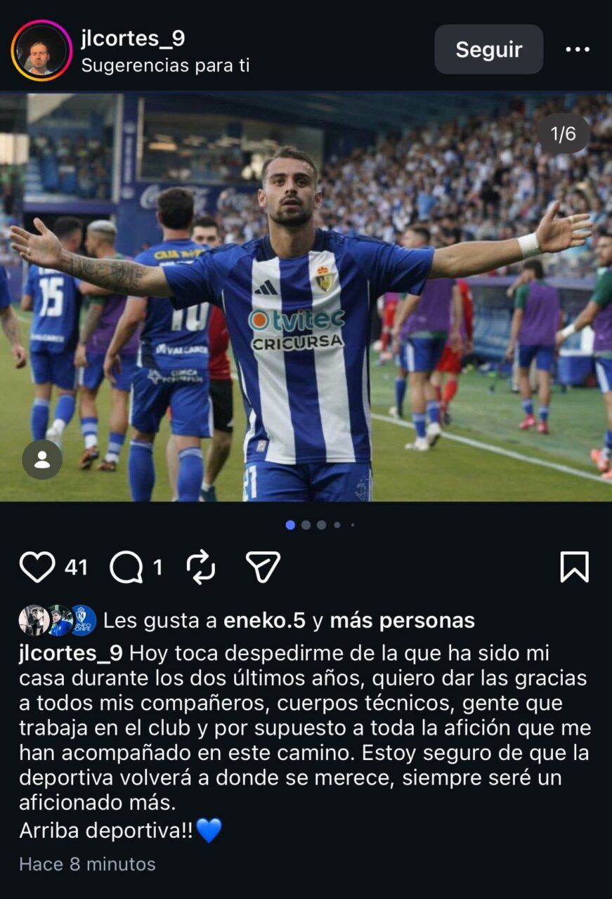 Cortés despidiéndose de la afición del club blanquiazul